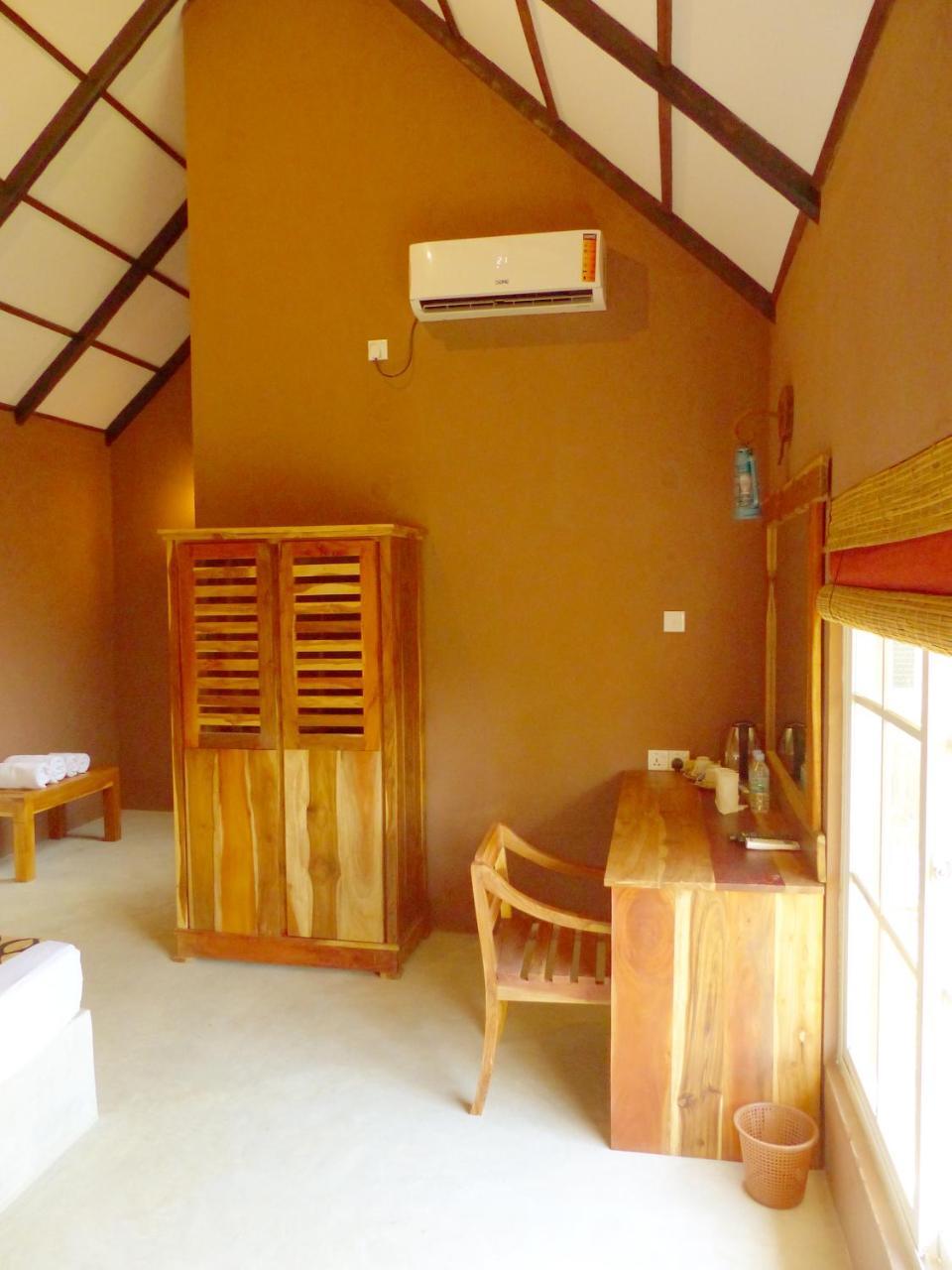 Coco Village Hotel Chilaw Bangadeniya Exterior photo