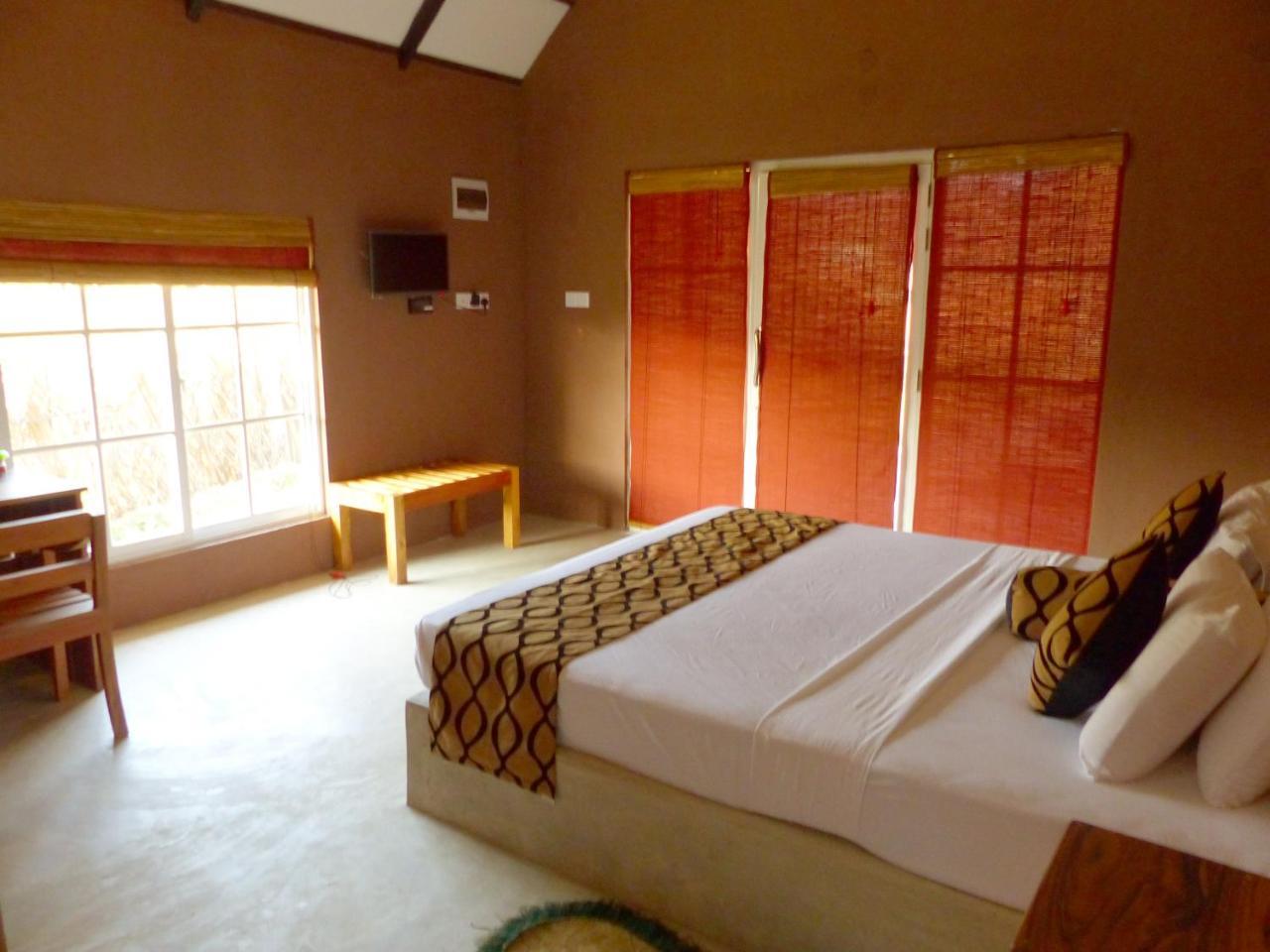 Coco Village Hotel Chilaw Bangadeniya Exterior photo