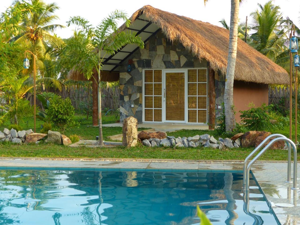 Coco Village Hotel Chilaw Bangadeniya Exterior photo